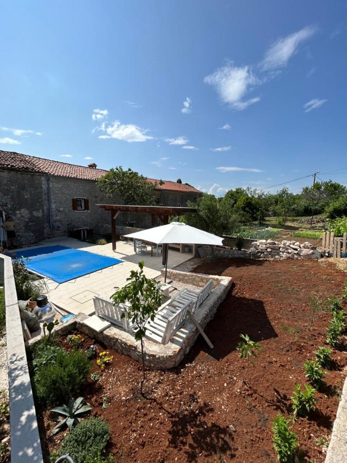 Bonvivan House Diminici Luaran gambar
